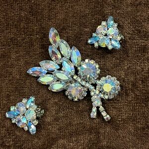 Weiss Brooch and Earring Set